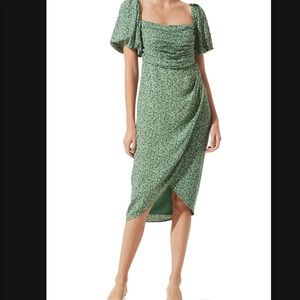 ASTR the Label Square Neck Bubble Sleeve Dress